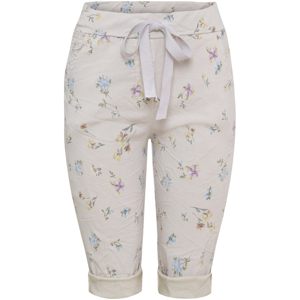 MARTA DU CHATEAU Marta du Chateau dame shorts MdcMaris 70101 Shorts Beige