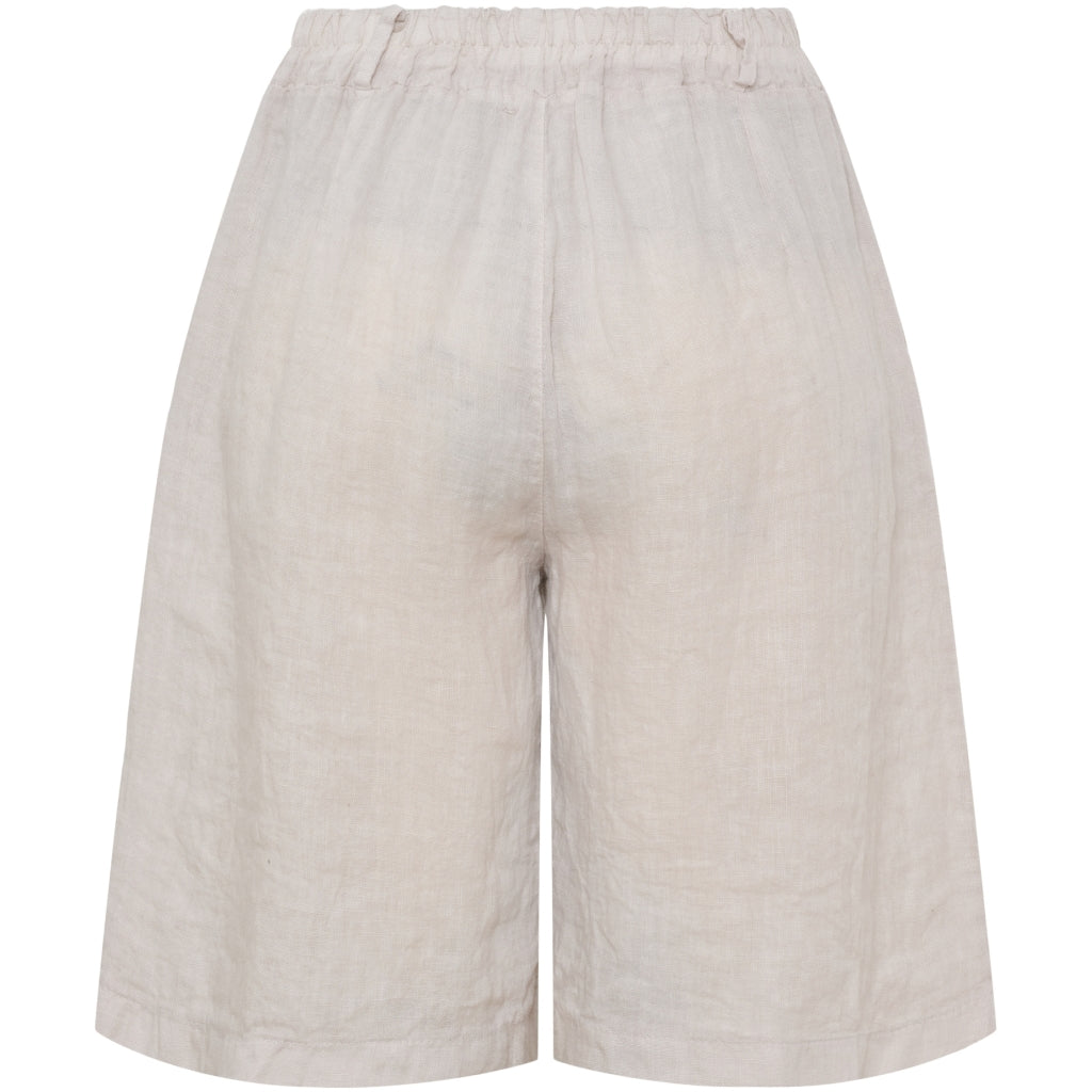 MARTA DU CHATEAU Marta du Chateau dame shorts MdcSantina 246013 Shorts Sabbia