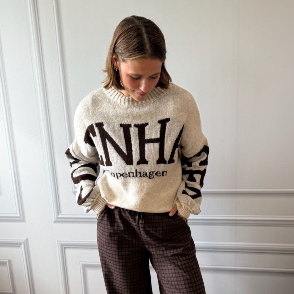 MARTA DU CHATEAU Marta du Chateau dame strik MdcAria 8111 OS Knit Beige/Moro