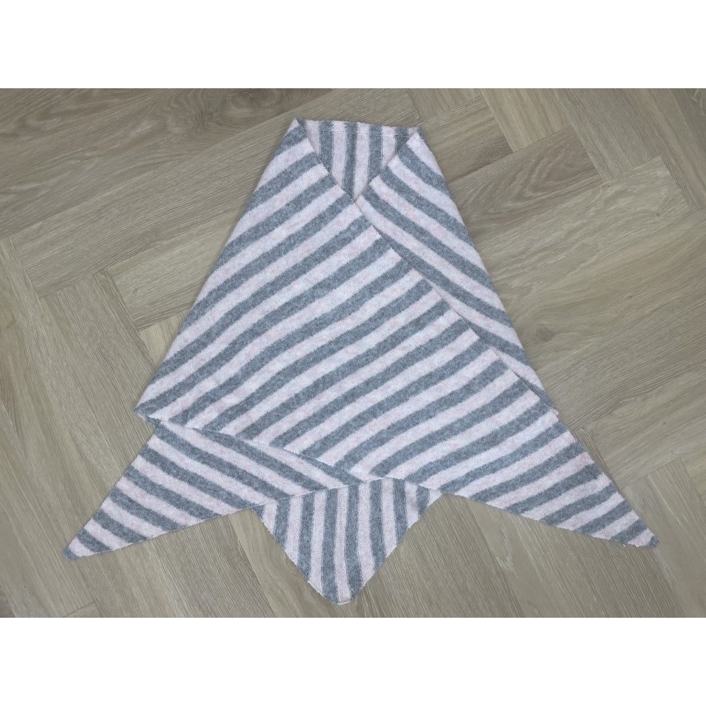 MARTA DU CHATEAU Marta du Chateau dame tørklæde MdcKitte BA-4082 Scarf Grey/Pink