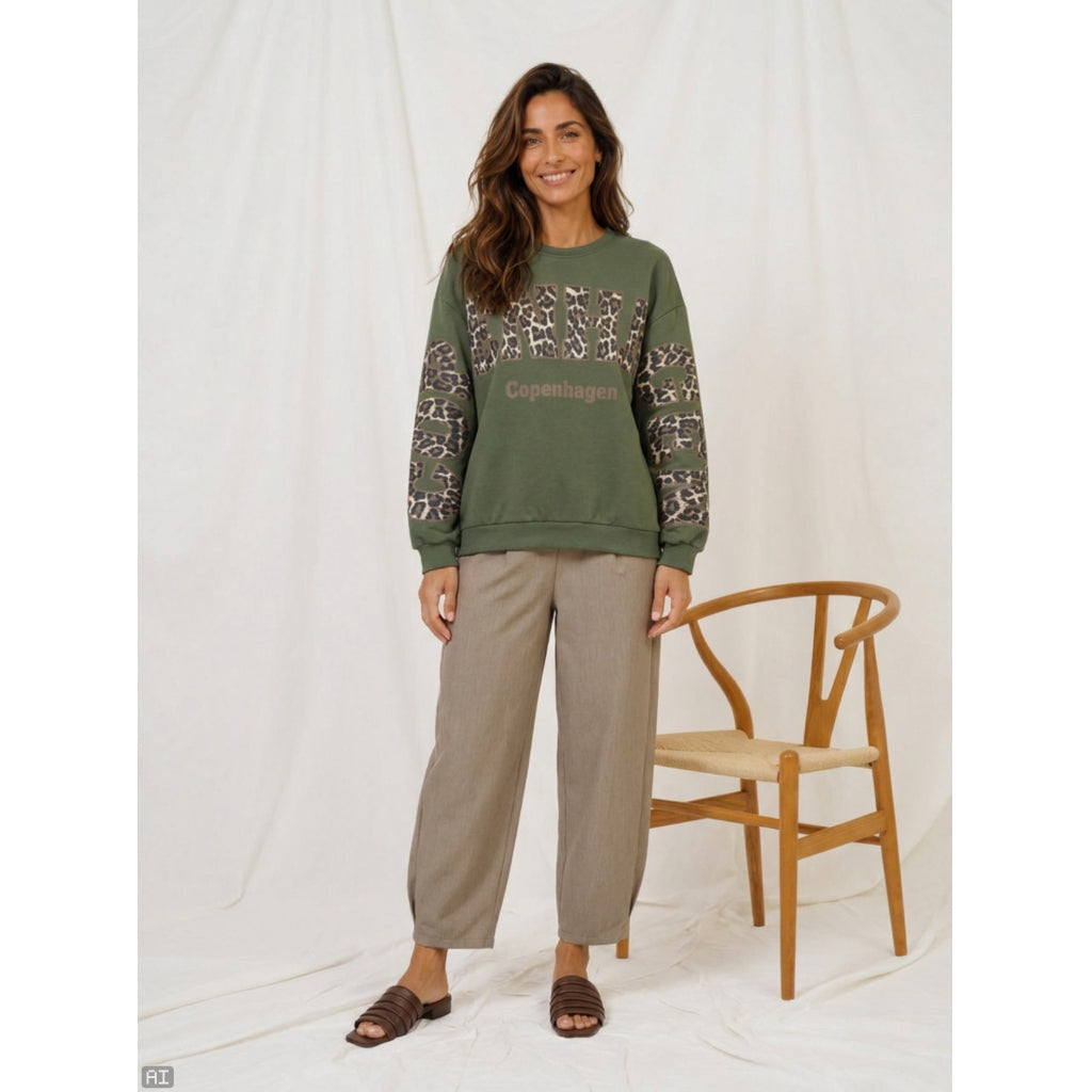 MARTA DU CHATEAU Marta du chateau Dame Sweatshirt MdcSevilla 22659Leo Sweatshirt Military/Leo