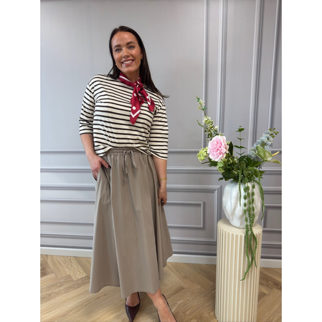 MARTA DU CHATEAU Marta du chateau dame Nederdel MDCPOMELINE 8784 Skirt Fango