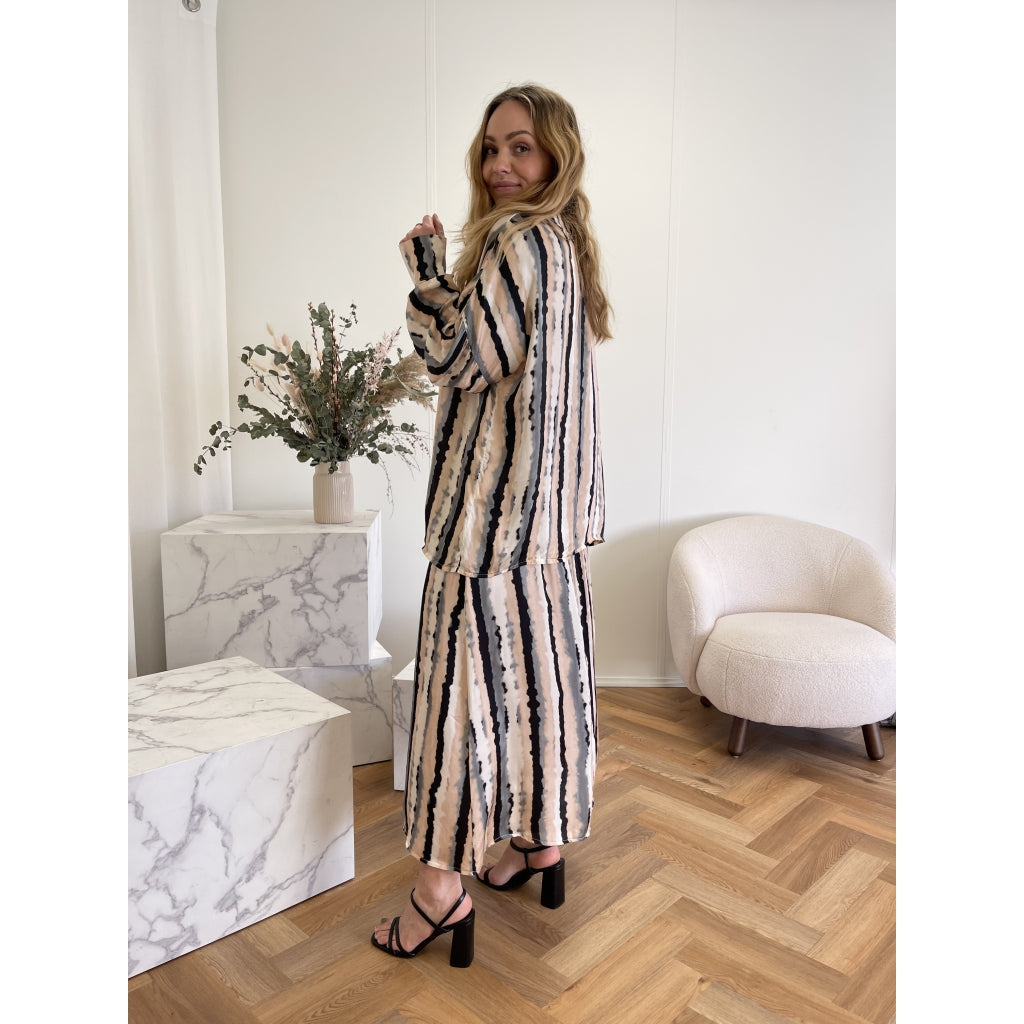 MARTA DU CHATEAU Marta Du Chateau dame skjorte 5565 Shirt Nero