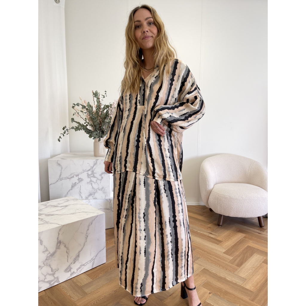 MARTA DU CHATEAU Marta Du Chateau dame skjorte 5565 Shirt Nero
