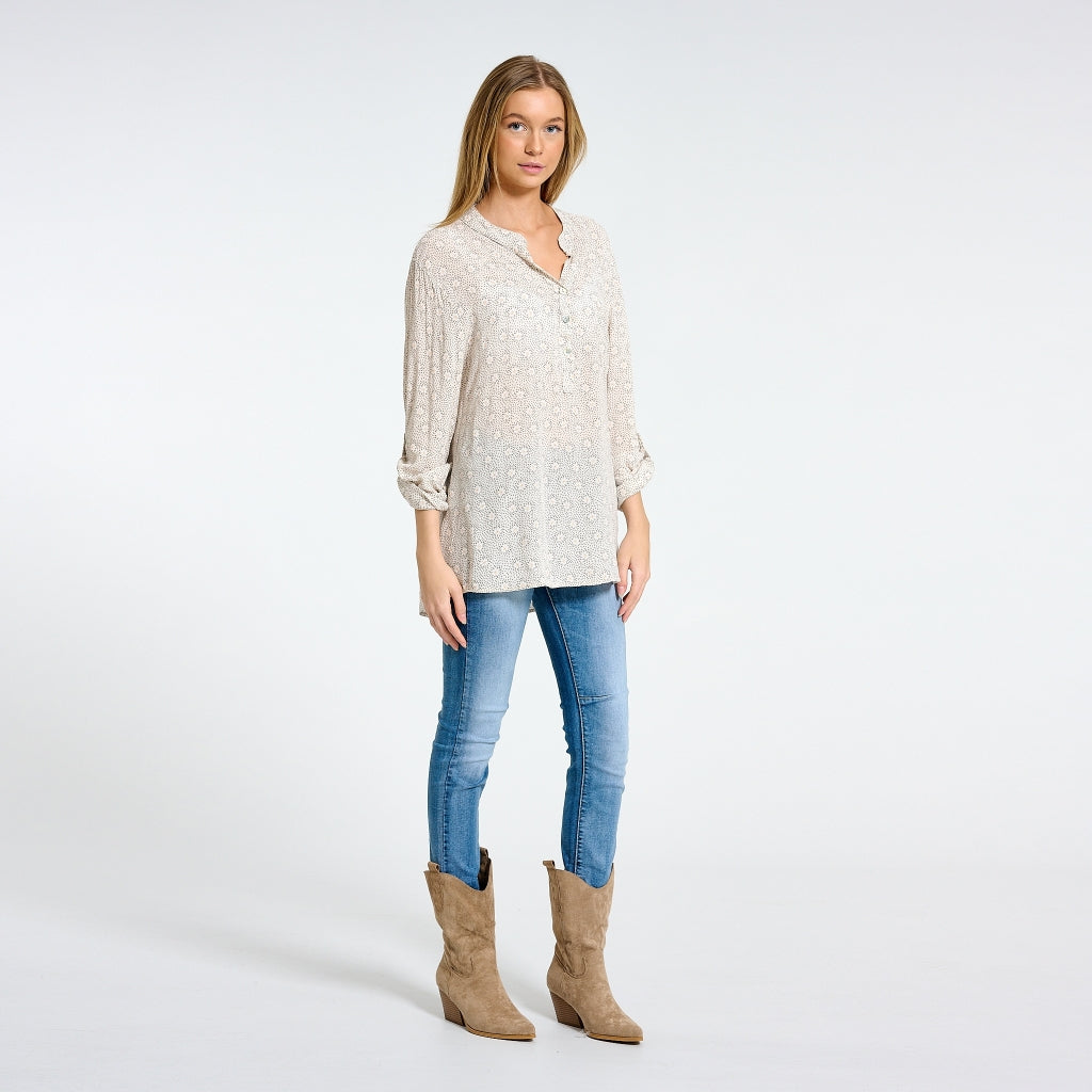 MARTA DU CHATEAU Marta du Chateau dame bluse 8053 Restudsalg Magurit Sabbia