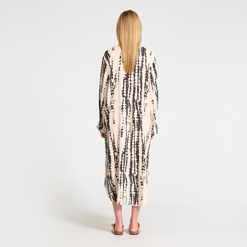 MARTA DU CHATEAU Marta du Chateau dame kjole 4991 Dress Beige