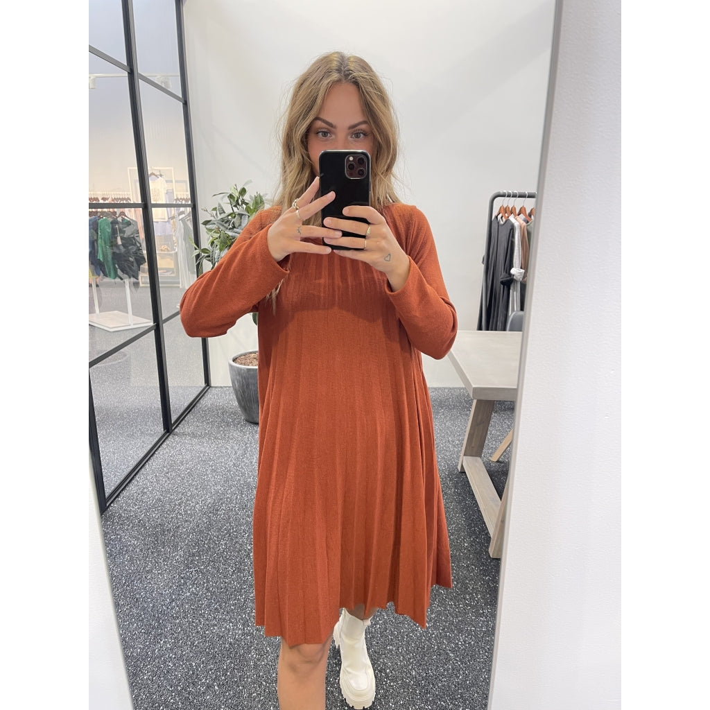 MARTA DU CHATEAU Marta du Chateau dame kjole 71653 Dress Ruggine