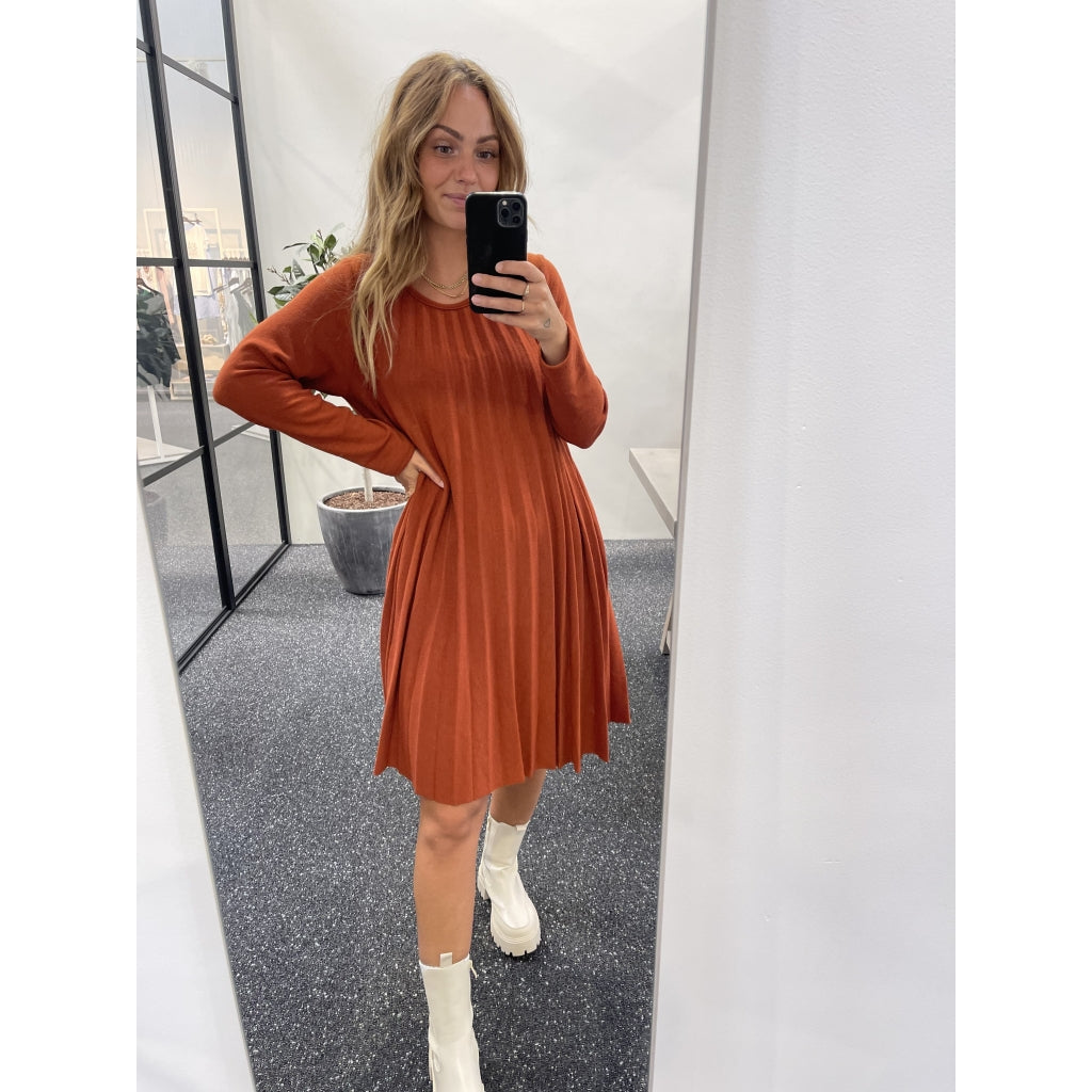 MARTA DU CHATEAU Marta du Chateau dame kjole 71653 Dress Ruggine
